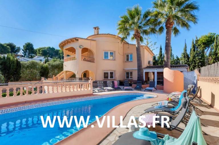 Villa with grill, private pool & garden | Panoramic view in Mora