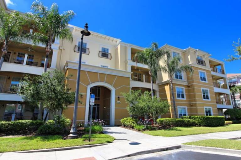 Fully equipped pleasant rental apartment with pool | Pets are welcome — photo 2