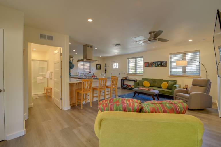 Old Town Cottonwood Cottage w/ Yard, Pets Welcome — photo 4