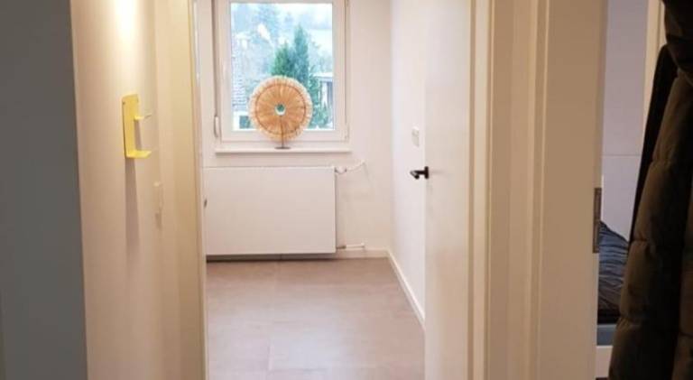 Apartment with yard — photo 5