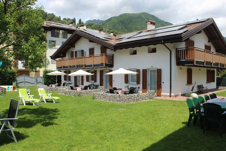 Ferienwohnung in Tiarno di Sopra, Gardasee f&uuml;r max. 4 Personen