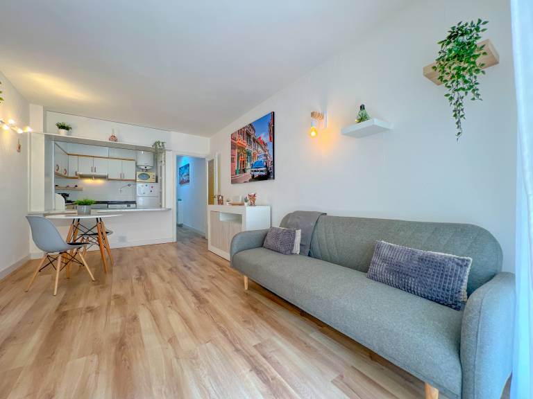 Apartment with yard & pool | Beach nearby | Pets are welcome — photo 5