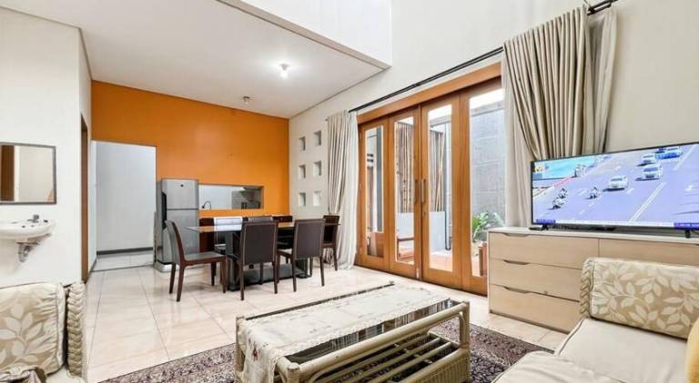 Large Villa 3BR Dago Bandung by 2ndHome — photo 2