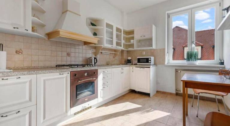Apartment | Close to Bratislava Castle | Suitable for remote work | Pet-friendly — photo 3