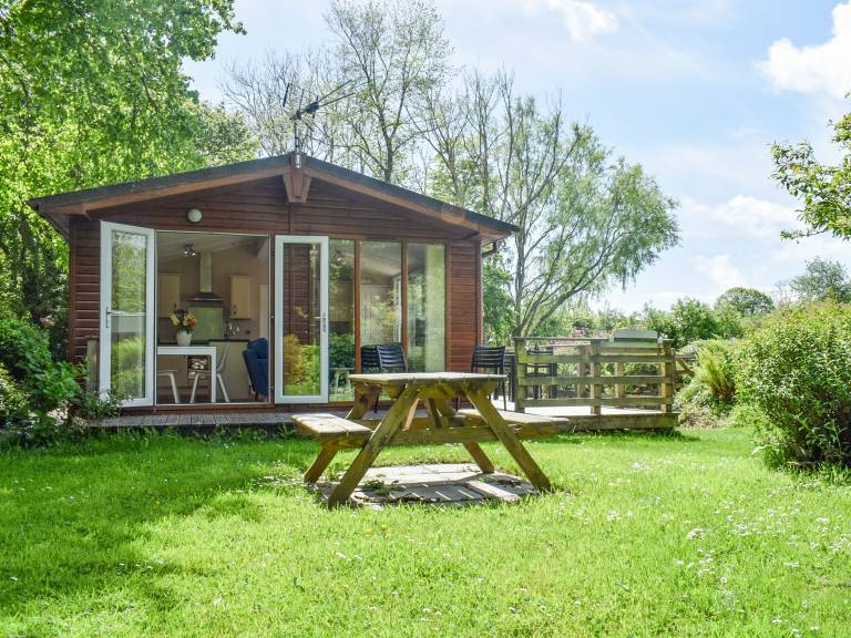 Cottage with garden in Truro