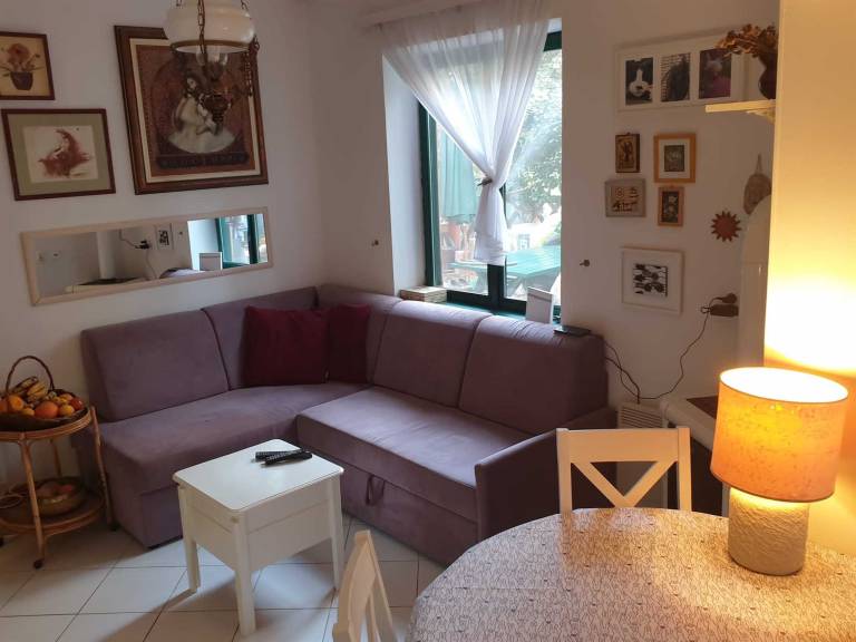 Cozy apartment for 4 person near the sea, for families — photo 3