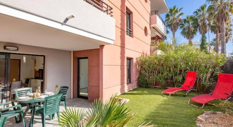 Apartment with 1 room for 4 persons in Fréjus