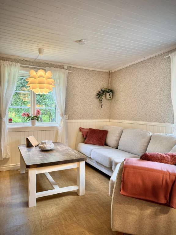 Charmantes, renoviertes Ferienhaus in Alleinlage wenige Minuten vom See — photo 3