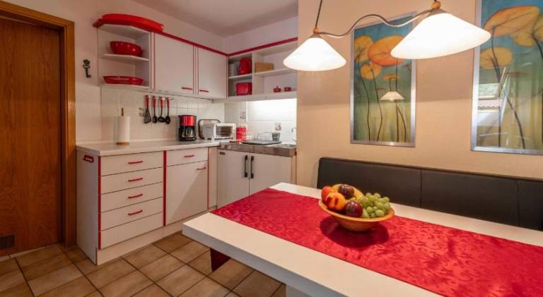 Rental apartment with 2 rooms for 5 persons — photo 5