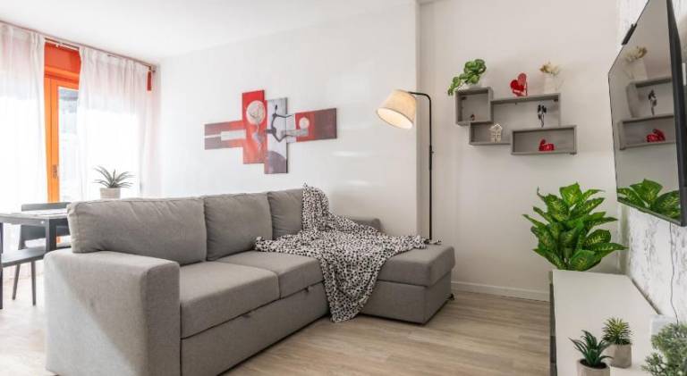Rental apartment with 2 rooms for 4 persons — photo 2