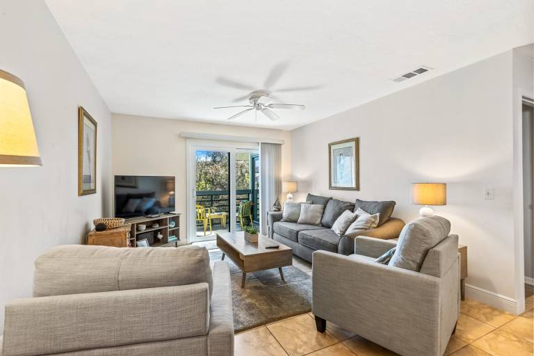 Condo  Edgewater