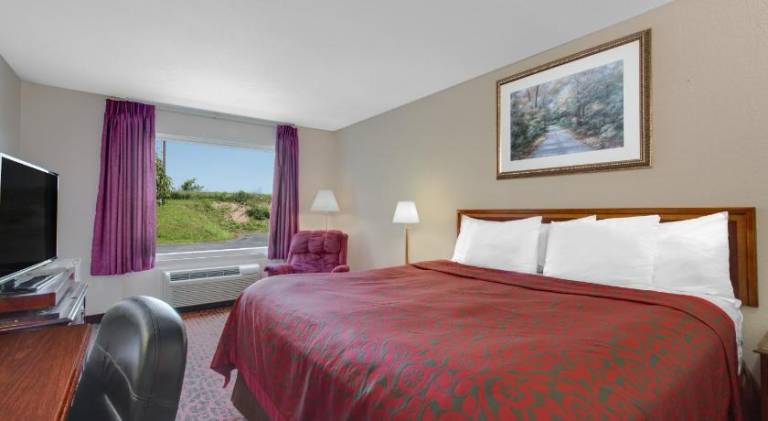 Express Inn Harrisburg South New Cumberland — photo 2