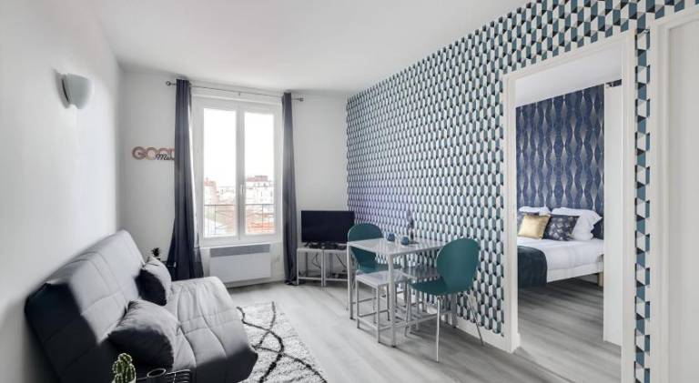 Pleasant holiday apartment | Pet-friendly in Bobigny