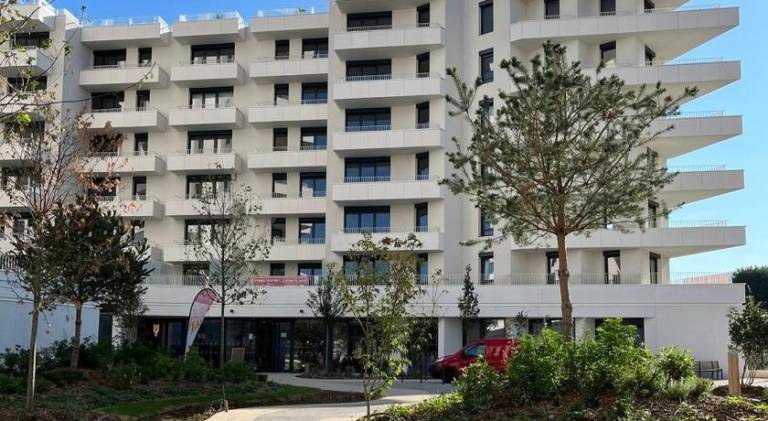RESIDENCE SERVICES MONTANA Paris Clichy in Clichy
