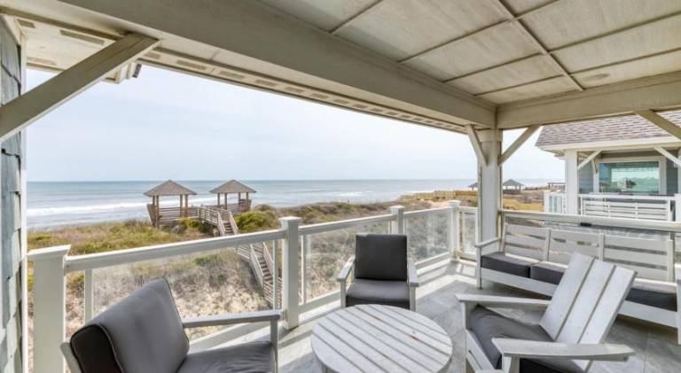 Beautiful vacation home with pool & jacuzzi | Beach nearby | Pets are welcome — photo 5