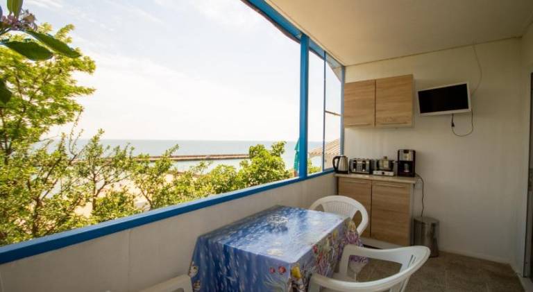 Ваканционни къщи'На брега' Holiday houses ON THE COAST — photo 3