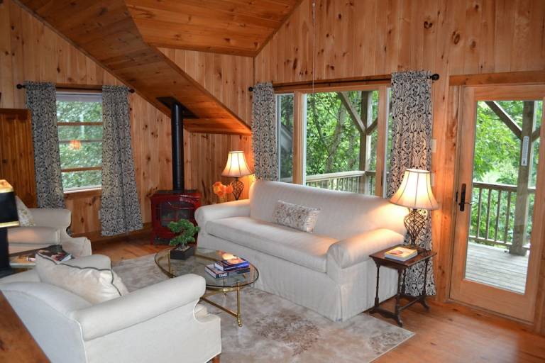 Apartment Blowing Rock