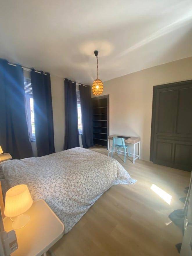 Charming dedicated room | Near Lille-Europe station | Pet-friendly — photo 2