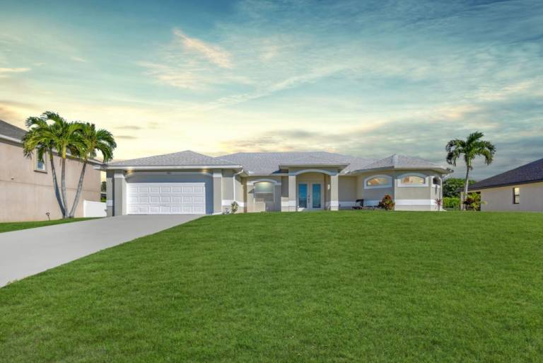 Family-friendly house with private pool | Pet-friendly — photo 2