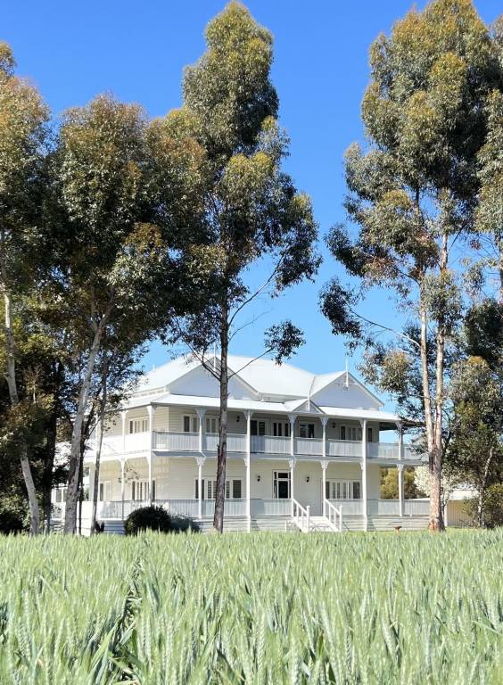 House Swan Hill