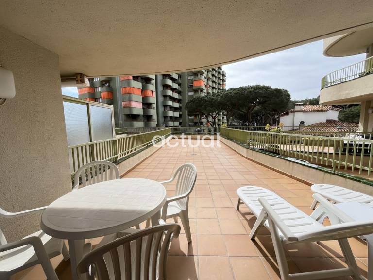 Sea-front apartment with terrace and WiFi, Platja d'Aro — photo 3