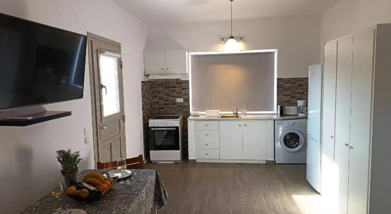 Vacation home with barbeque, terrace & garden | Perfect for remote work — photo 2