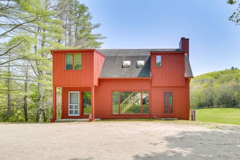 House Falls Village