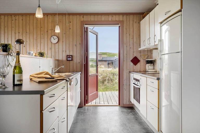 House with terrace, barbecue & sauna — photo 2