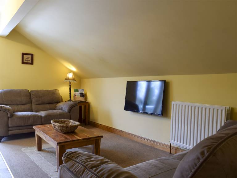 Cottage with garden | River view — photo 2