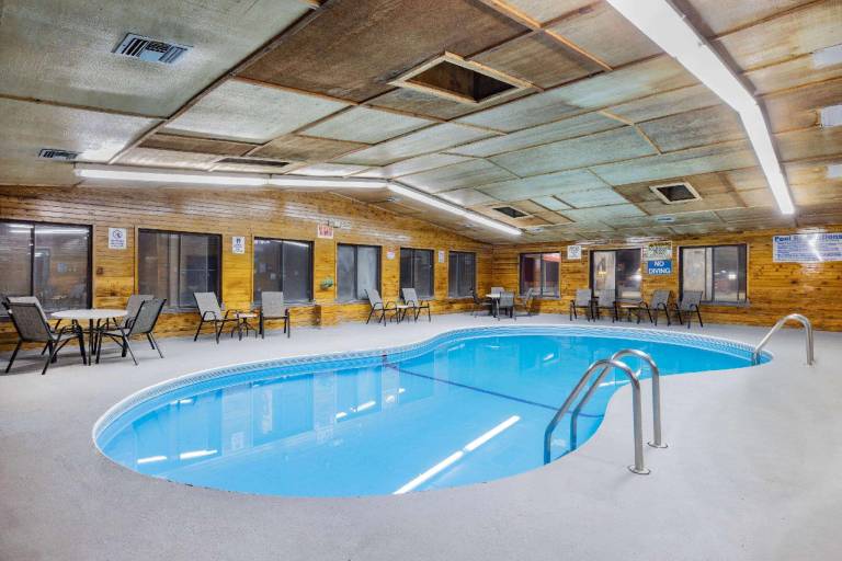 Super 8 By Wyndham Valentine Ne — photo 2