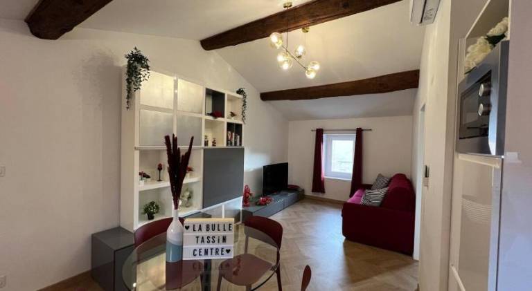 Rental apartment with 1 room for 4 persons in Charbonnieres-les-Bains