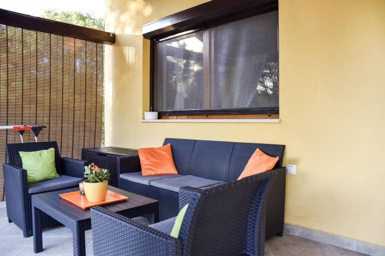 Dog-friendly vacation home just 500 meters from the beach with sea views and a great private garden — photo 2