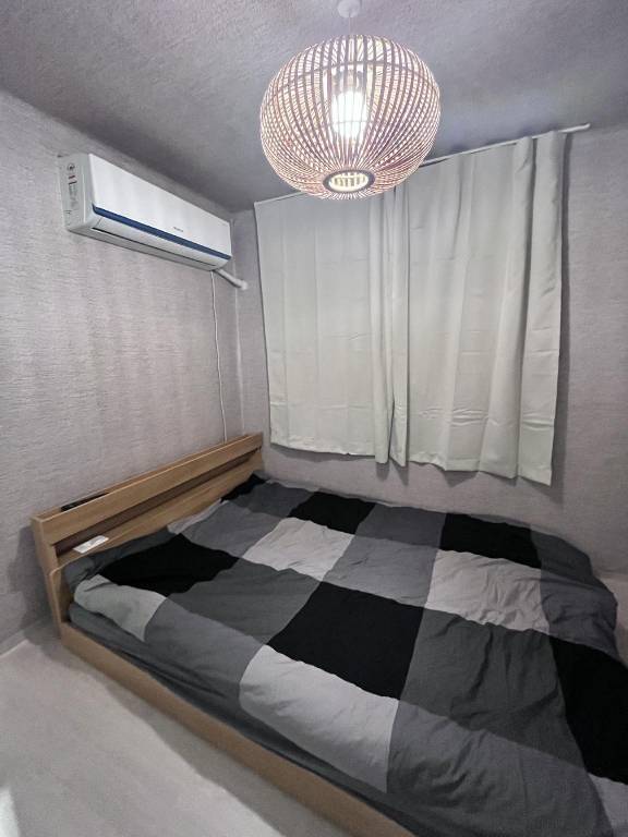 New) near hongdae 2rooms, 3beds 1st floor-17 — photo 4