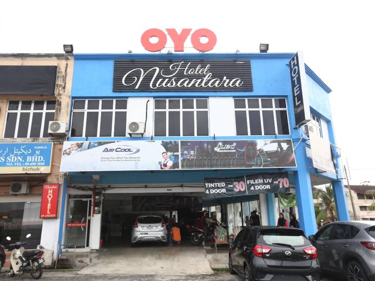 SUPER OYO 89435 Nusantara Group Hotel