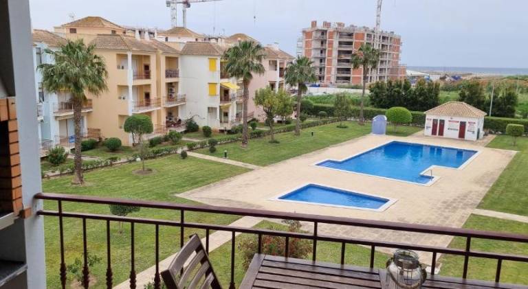 Fully equipped lovely apartment with patio, private pool & garden | Next to the beach | Good for workation | Pet-friendly — photo 4