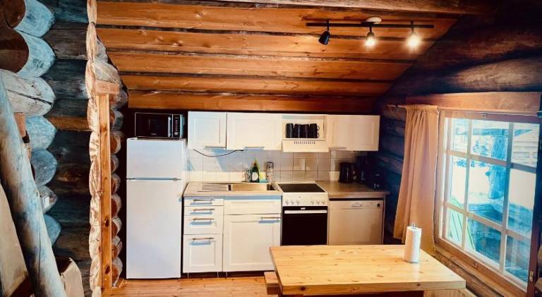 Chalet with 3 rooms for 6 persons — photo 4