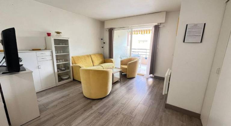 Wonderful apartment with pool | Beach nearby | Dogs allowed in Fréjus