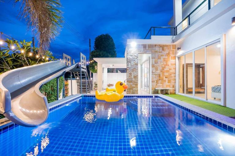 Family Pool Villa Huahin 4BR Pool Table & (SLIDER) in Hua Hin