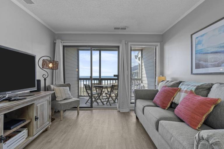 Condo  Pine Knoll Shores