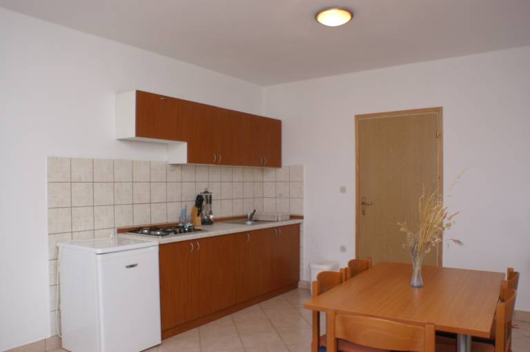 One bedroom apartment near beach Kustići, Pag (A-4087-c) — photo 5