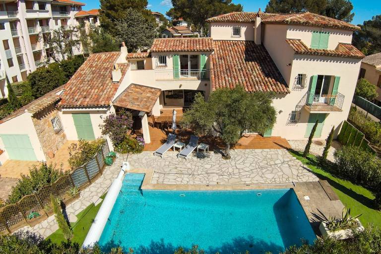 Villa  Fréjus