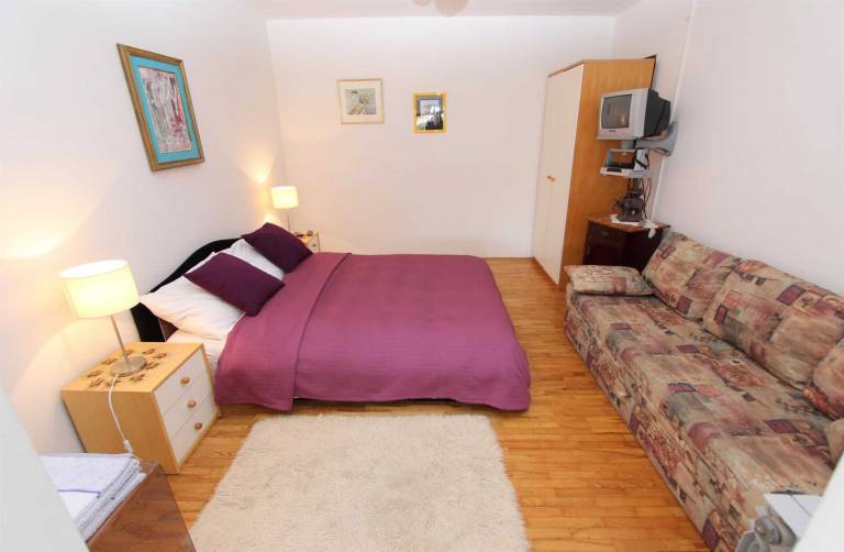 Family-friendly pleasant studio with BBQ | Pets allowed — photo 3