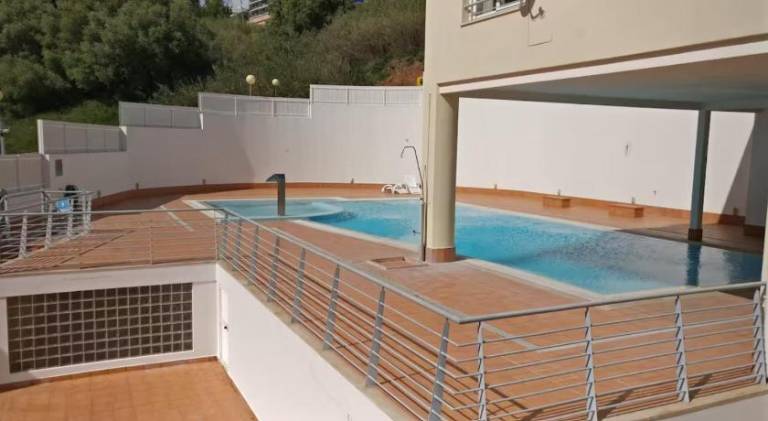 Apartment with terrace — photo 4