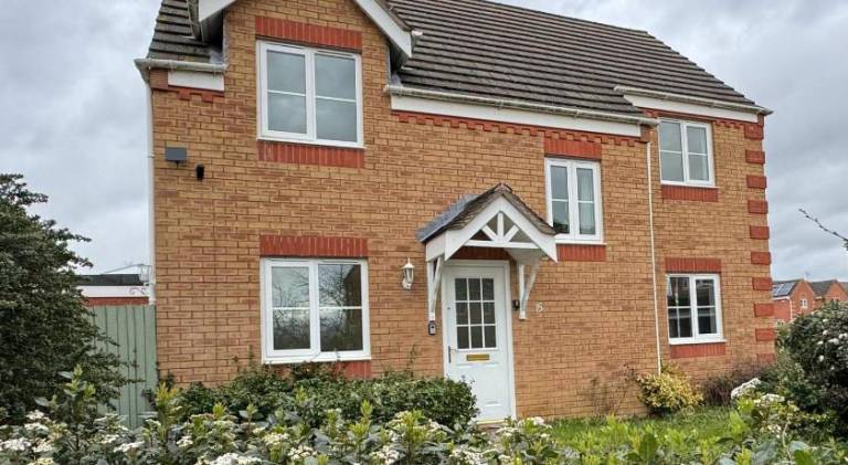 Villa with 5 rooms for 12 persons in Bedford
