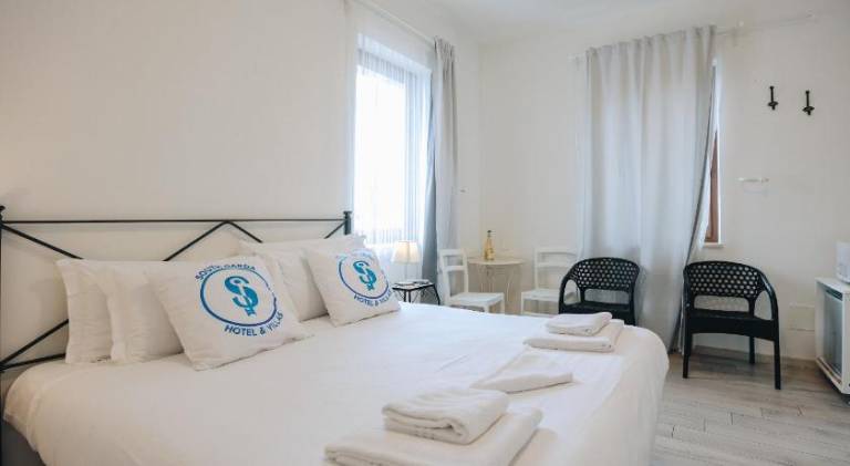 SG Rooms - Casa Laura in Peschiera del Garda