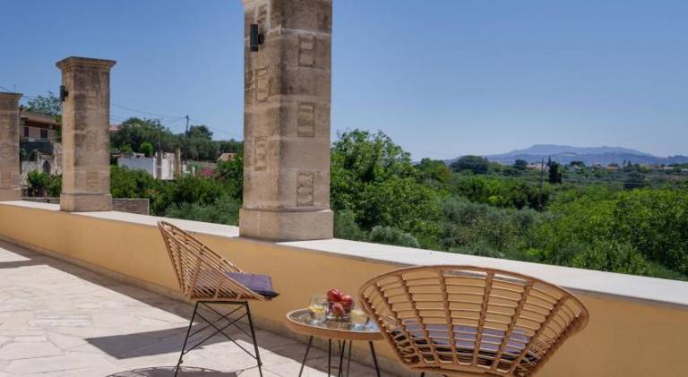 New Villa Myre3, A Family-Friendly Retreat in Crete with Private Pool & 3 Apartments — photo 5
