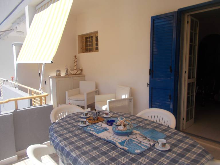 Apartment with terrace | Garden view — photo 5