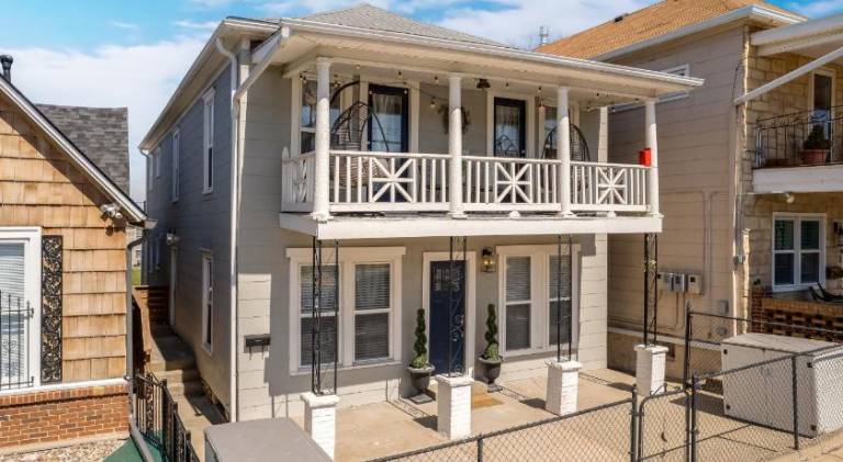 House  Garment District