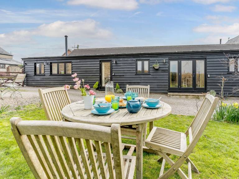 2 Bed in Llandenny 87285
