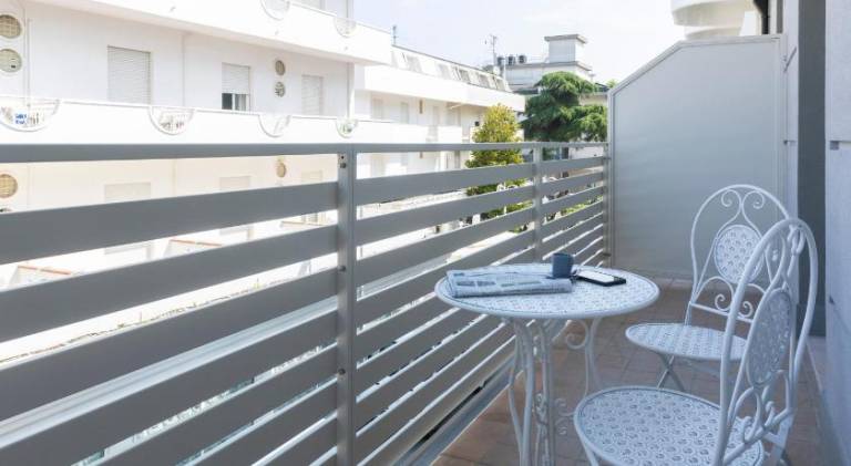 Holiday apartment with 2 rooms for 5 persons — photo 2